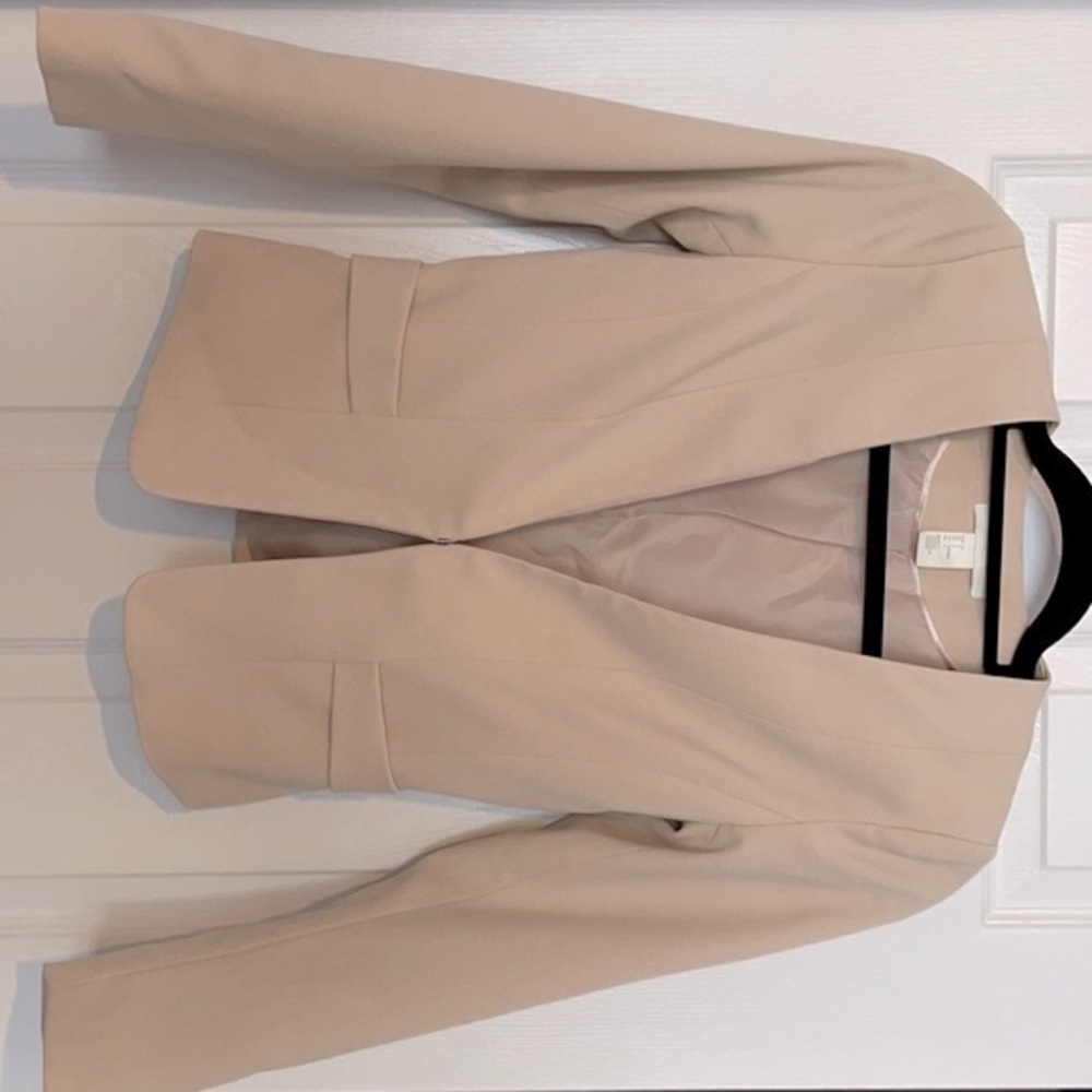 H&M Blush Pink Blazer with shoulder pads- size 4